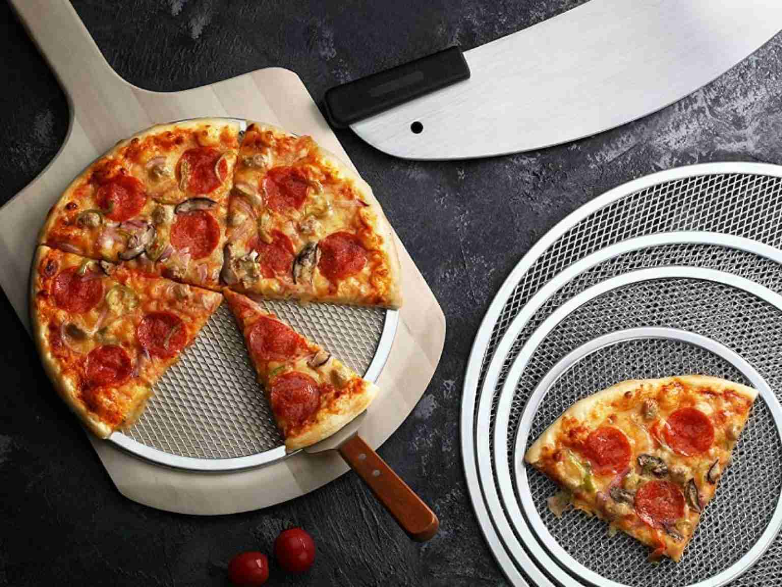 Best Pizza Screen Reviews Square, Rectangular Mesh Pizza Pans