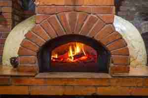 EuroFlame Amadora Outdoor Wood-Fired Pizza Oven